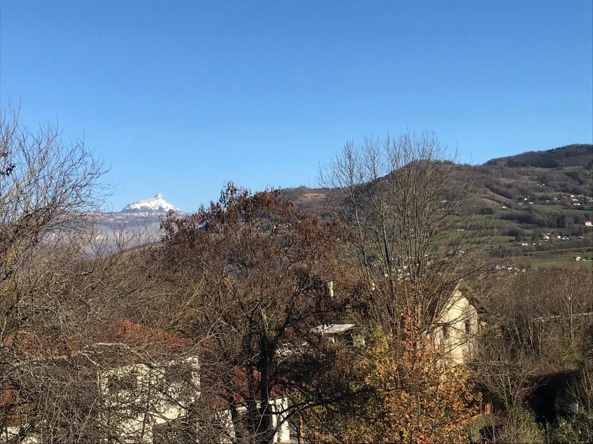 Appartement Dans Maison Brié-et-Angonnes Esterno foto