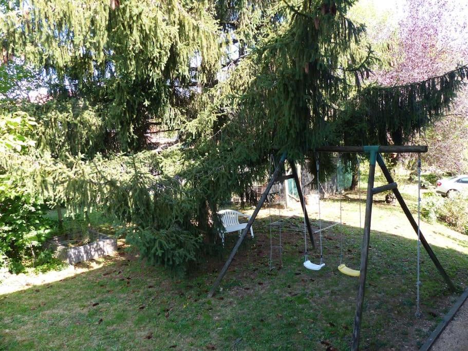 Appartement Dans Maison Brié-et-Angonnes Esterno foto